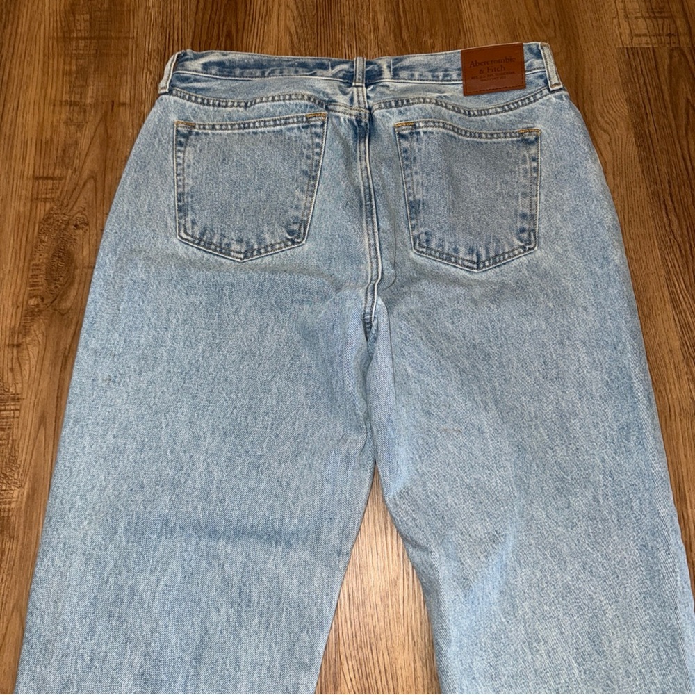 Abercrombie & Fitch Authentic Rigid Demim Loose Light Wash Men’s Size 34x34 - Picture 7 of 7